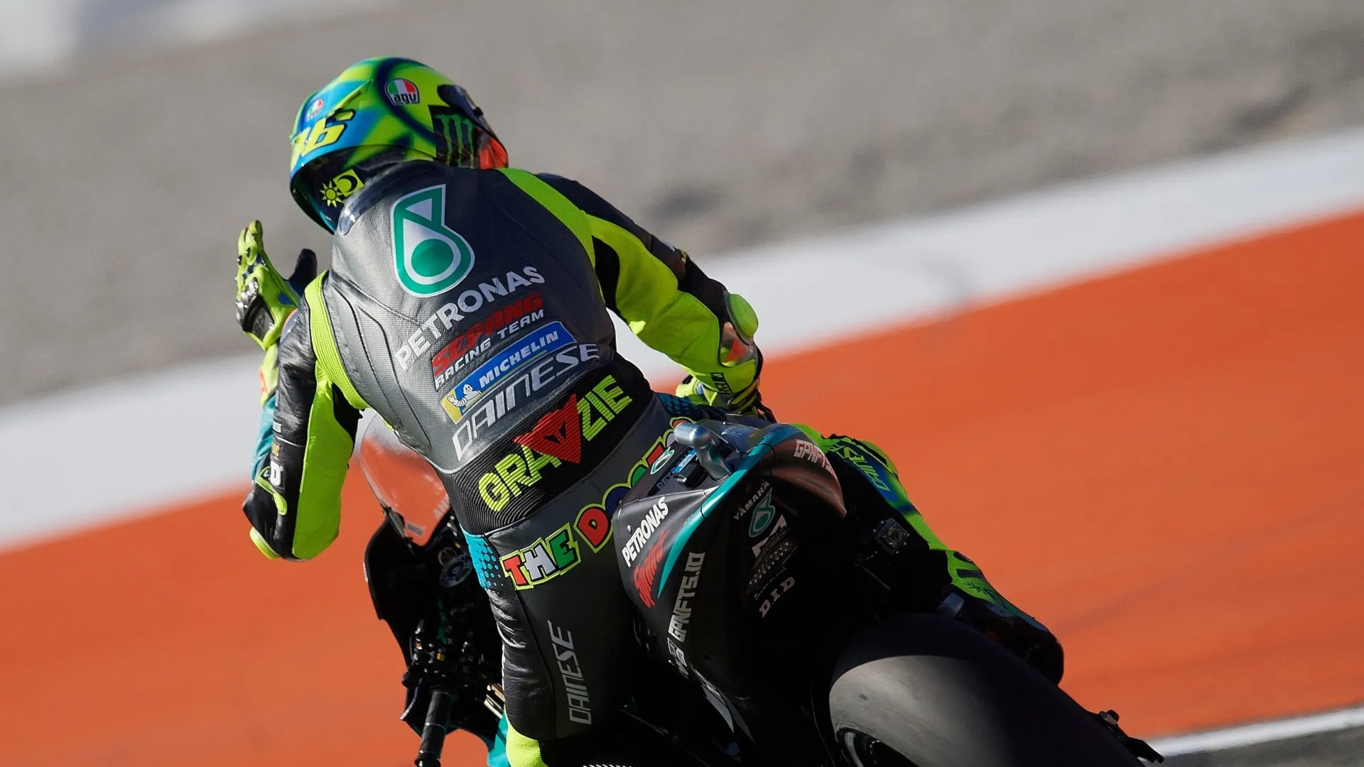Valentino Rossi saluta il suo pubblico - Valencia 14 novembre 2021